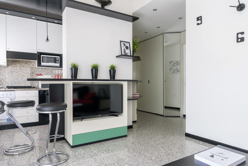 Alcuino Apartment Мілан Екстер'єр фото